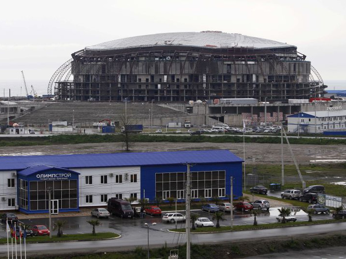 Výstavba olympijského štadióna v Soči