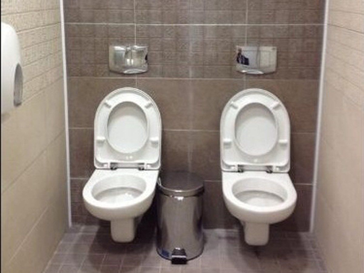Toalety v biatlonovo olympijskom centre v Soči.