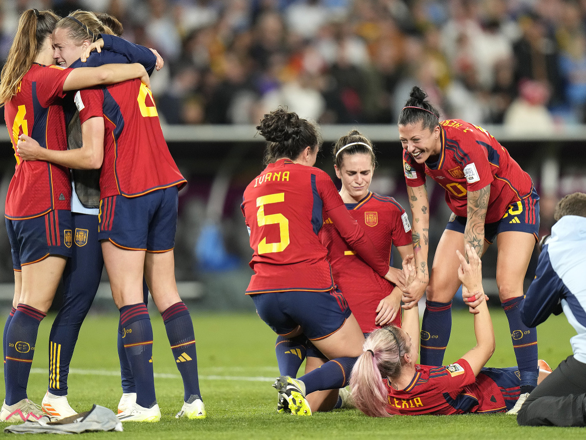 Radujúce sa španielske futbalistky
