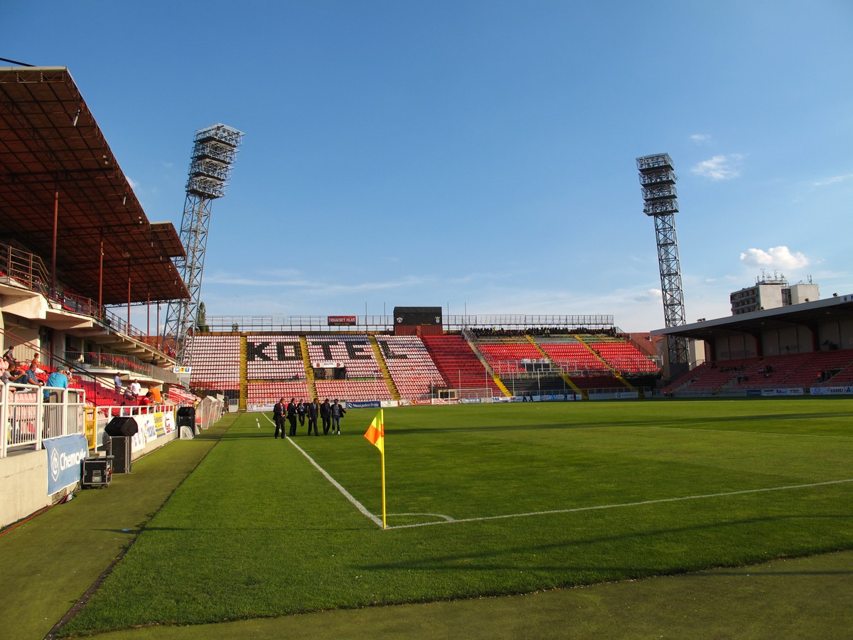 Štadión Antona Malatinského už v tejto podobe ligový zápas zrejme neuvidí