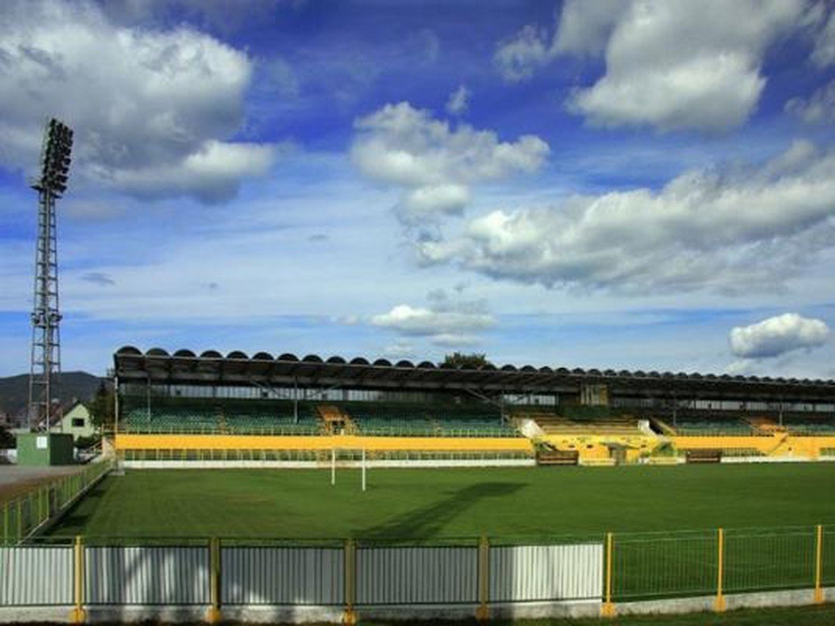 Futbalový štadión v Prievidzi