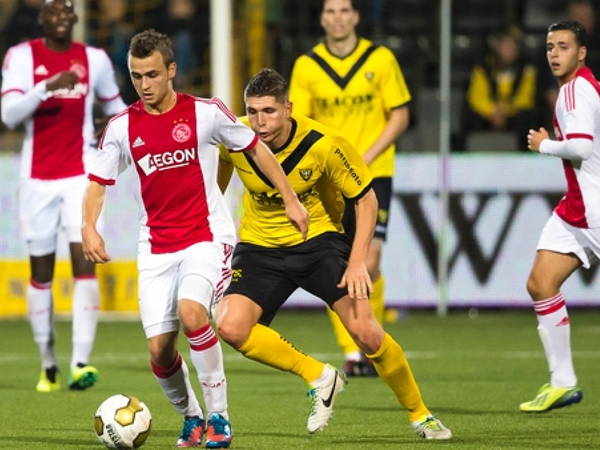 Stanislav Lobotka zaznamenal jediný gól B-tímu Ajaxu na pôde Venla