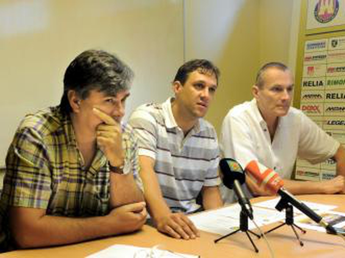 Tréner Tot, manažér Ondruš a prezident Kropilák