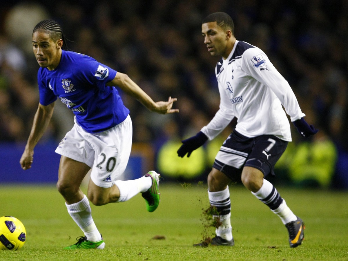 Steven Pienaar zmení dres
