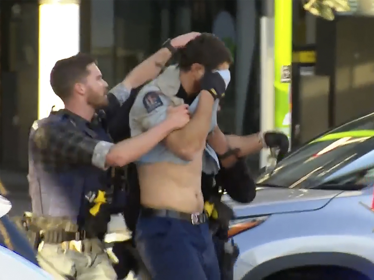 Pri streľbe v Aucklande zomreli traja ľudia vrátane útočníka

