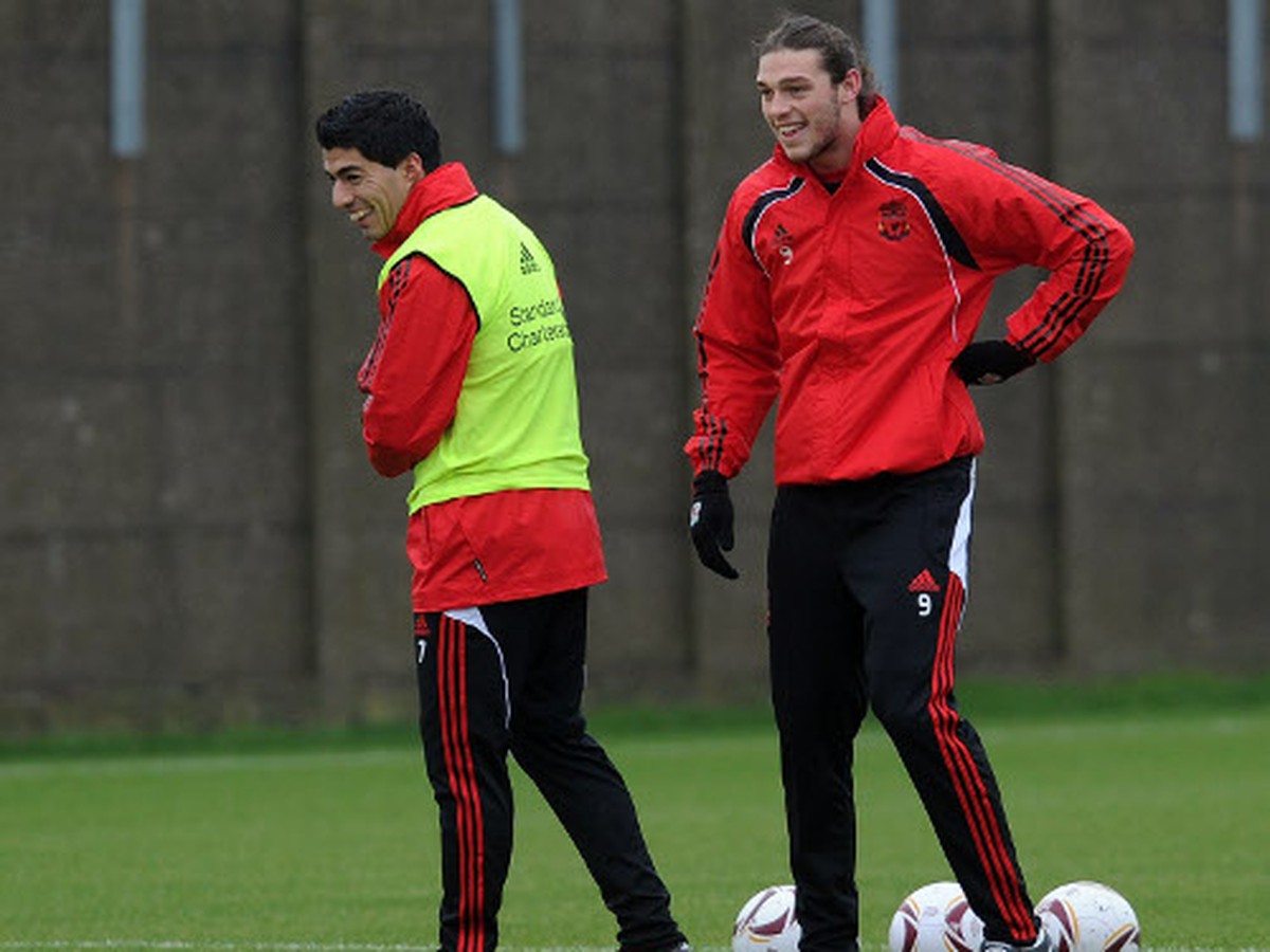 Luis Suarez a Andy Carroll