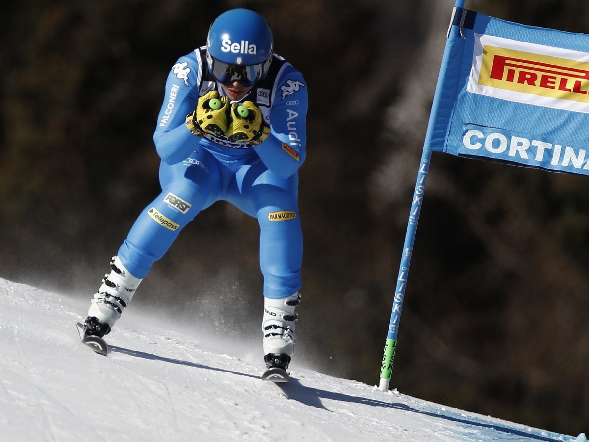 Talianska lyžiarka Elena Curtoniová v super-G žien
