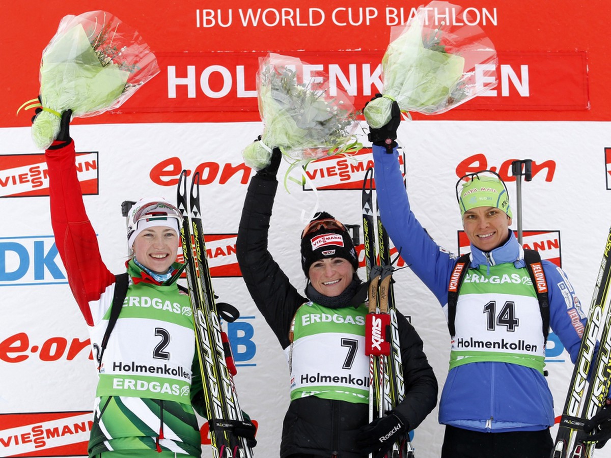 Darja Domračevová, Andrea Henkelová a Teja Gregorinová