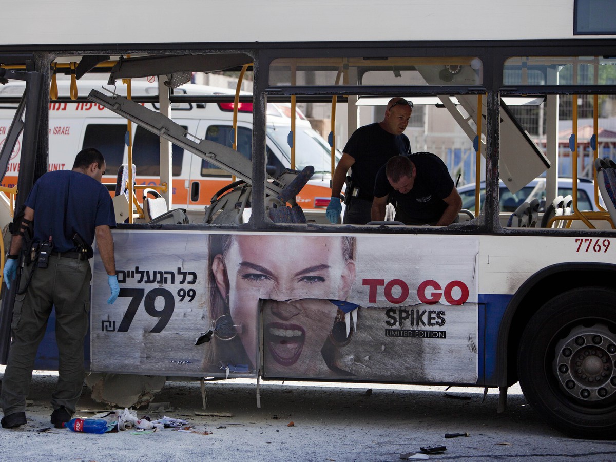 V Tel Avive vybuchol autobus