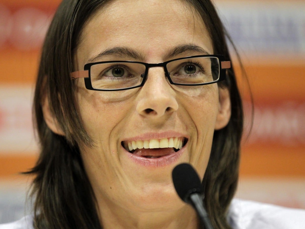 Tia Hellebautová