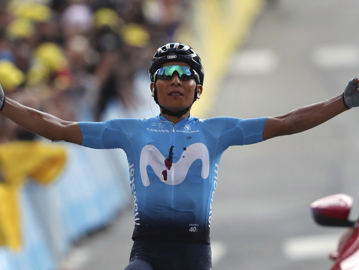 Nairo Quintana oslavuje triumf v 18. etape TdF