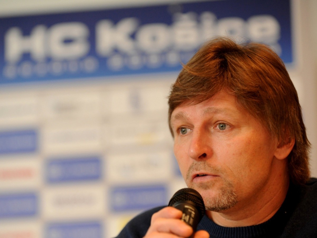 Tréner HC Košice Anton Tomko