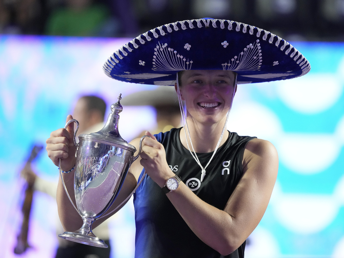 Poľská tenistka Iga Swiateková po triumfe na Turnaji majsteriek