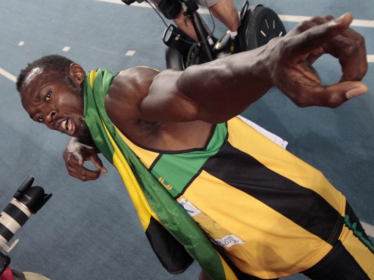 Usain Bolt po triumfe v behu na 200 metrov