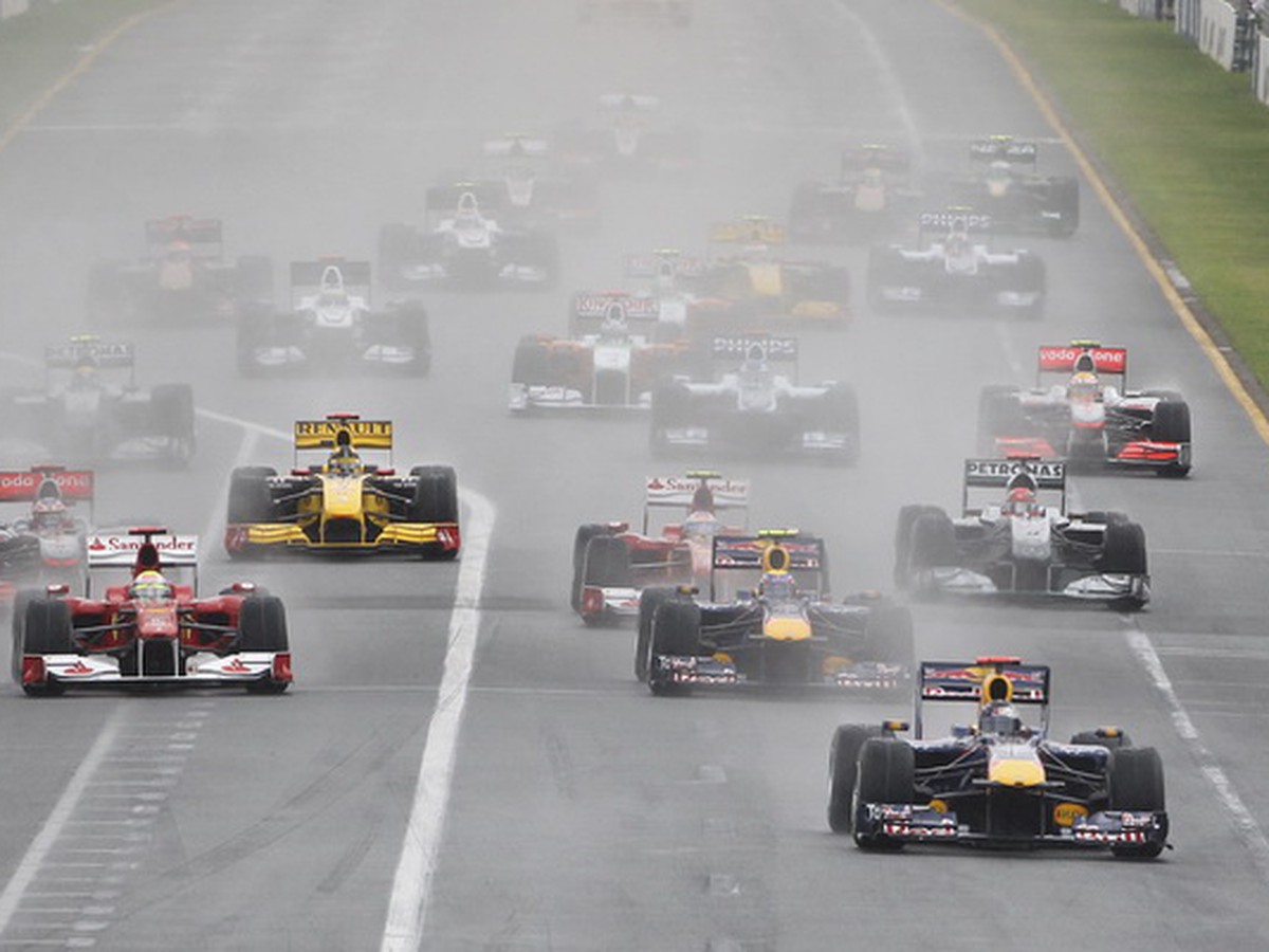 monoposty F1 na trati v Melbourne