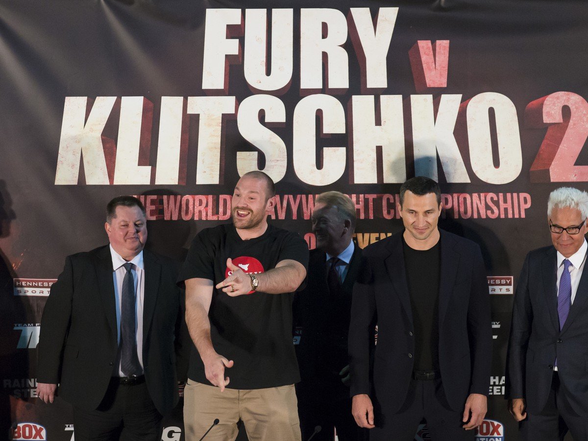 Tyson Fury a Vladimir Kličko na tlačovej konferencii
