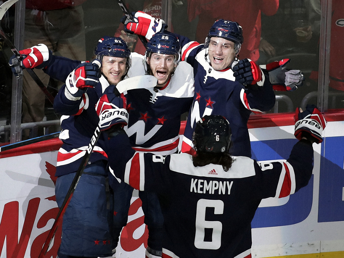 Washington Capitals zdolal doma Nashville