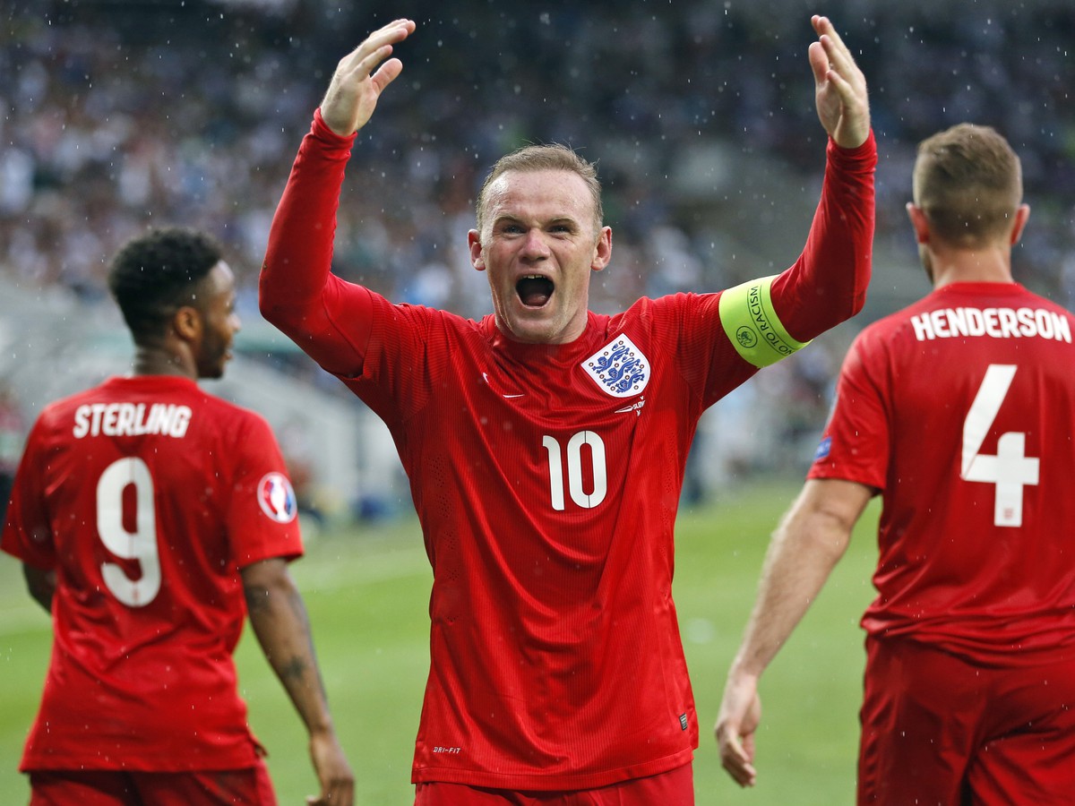 Wayne Rooney oslavuje víťazný gól
