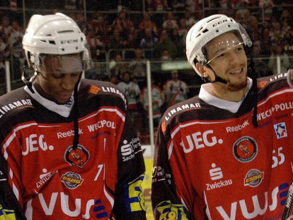 Wayne Simmonds a Chris Stewart