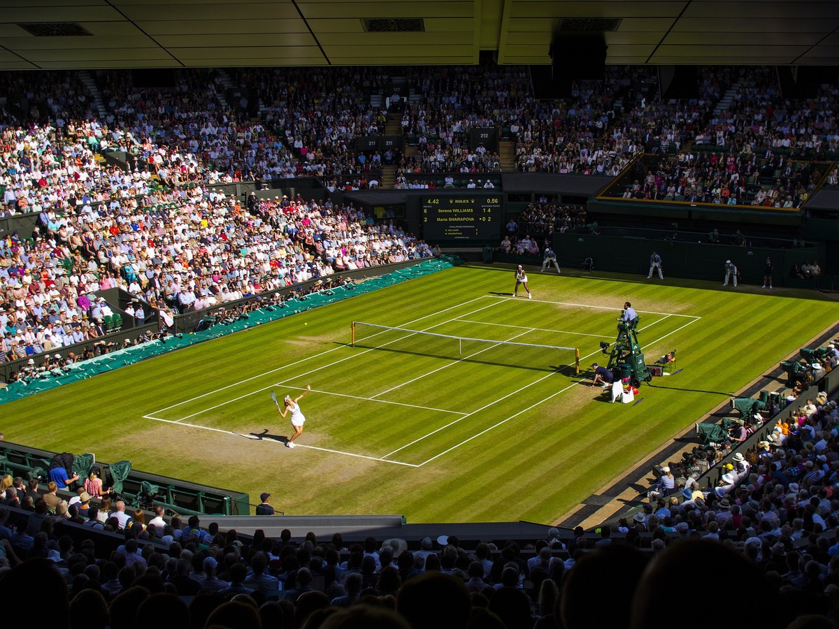 Wimbledon je pravý tenisový sviatok.