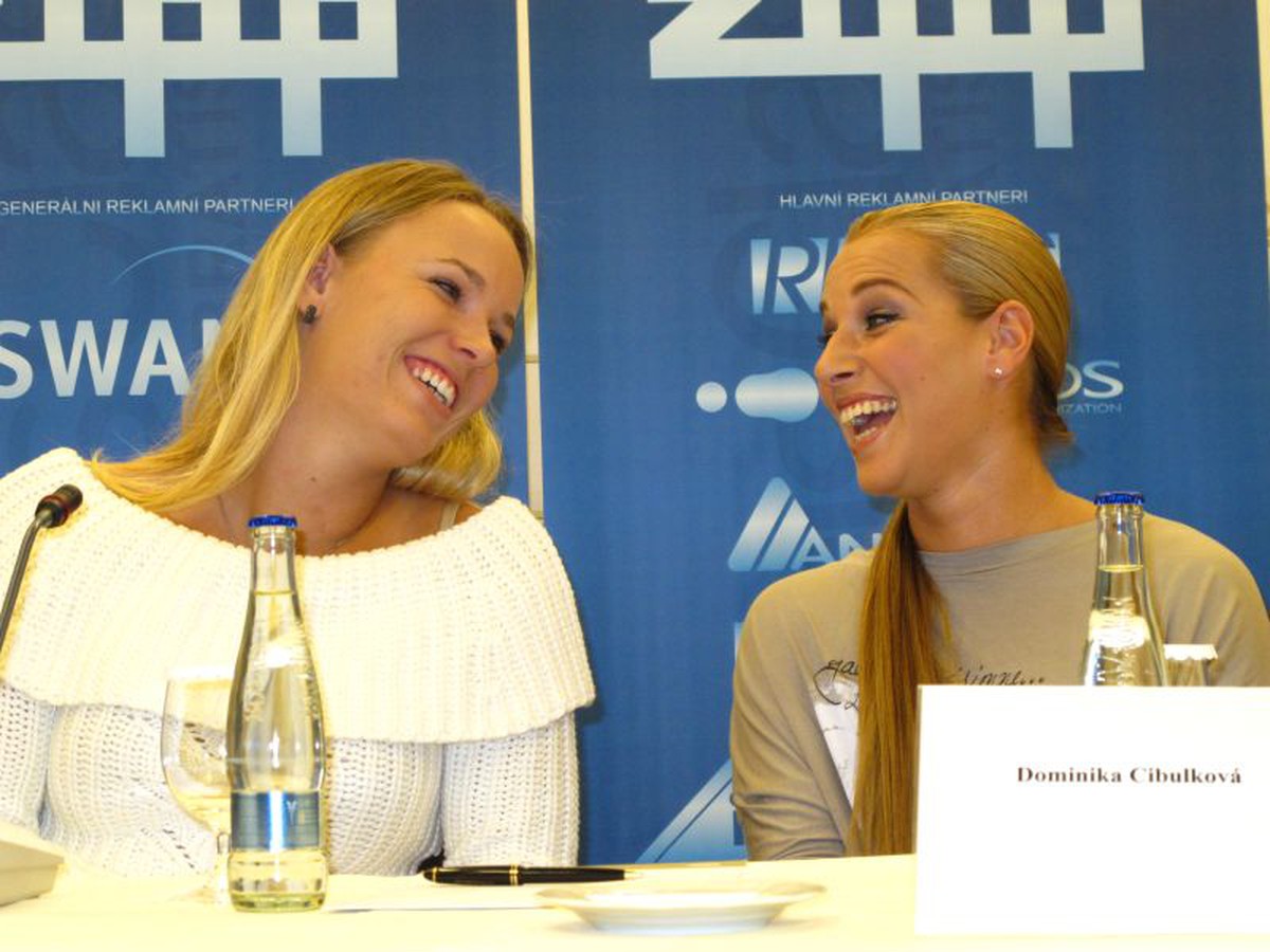 Caroline Wozniacka a Dominika Cibulková