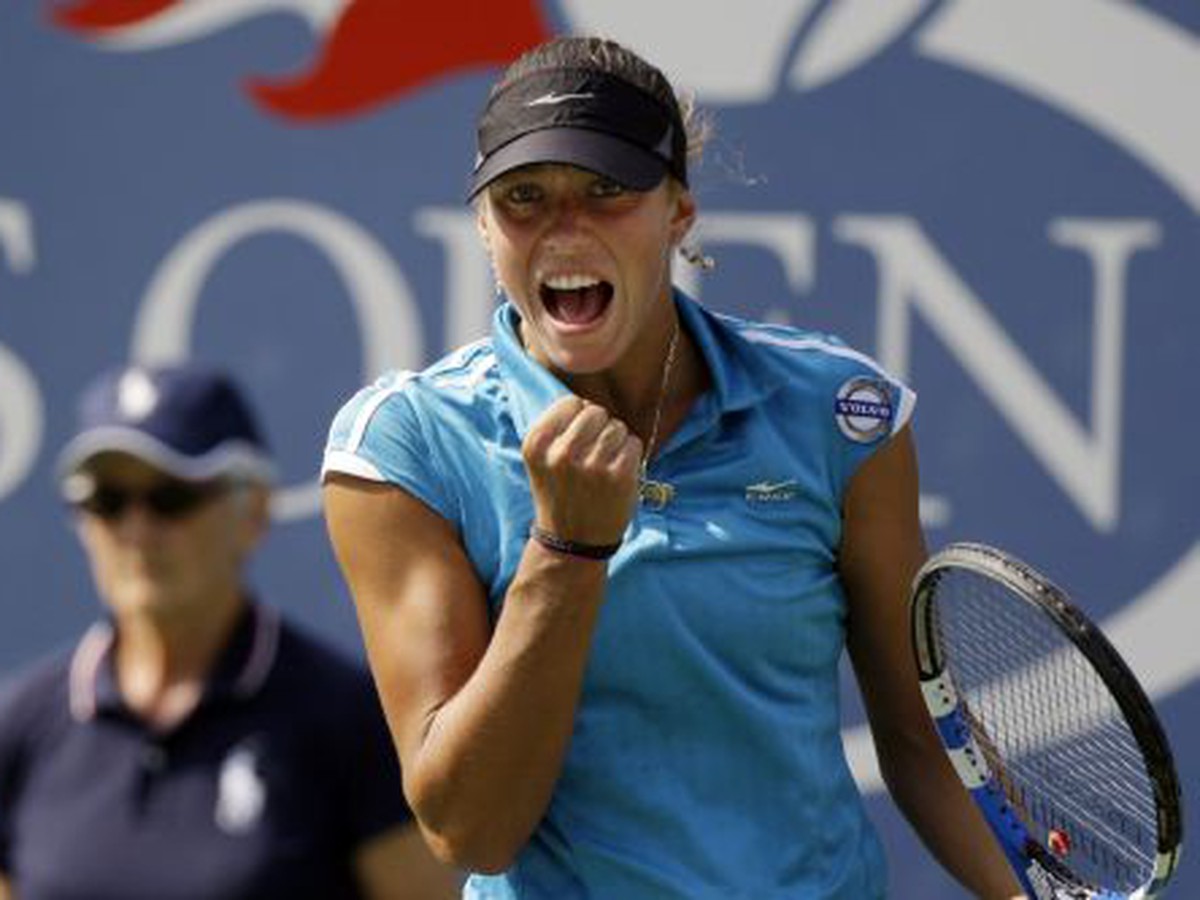 Yanina Wickmayerová