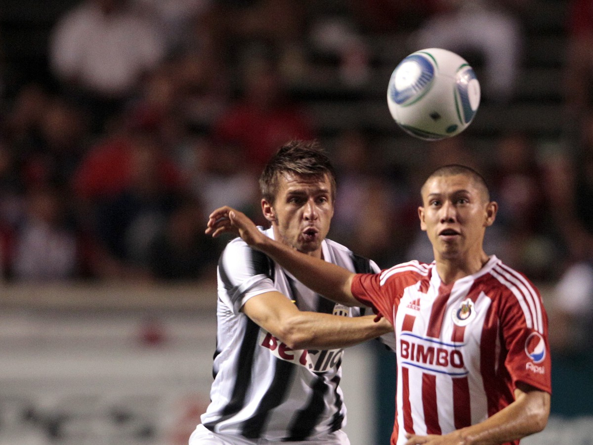 Zdeněk Grygera (vľavo) v drese Juventusu
