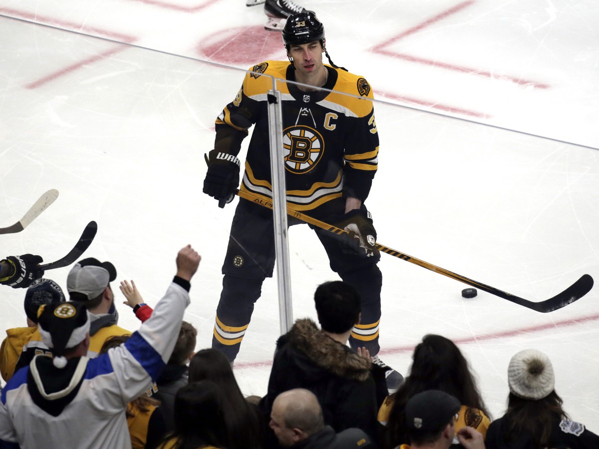 Zdeno Chára nastúpil do zostavy Boston Bruins po zranení