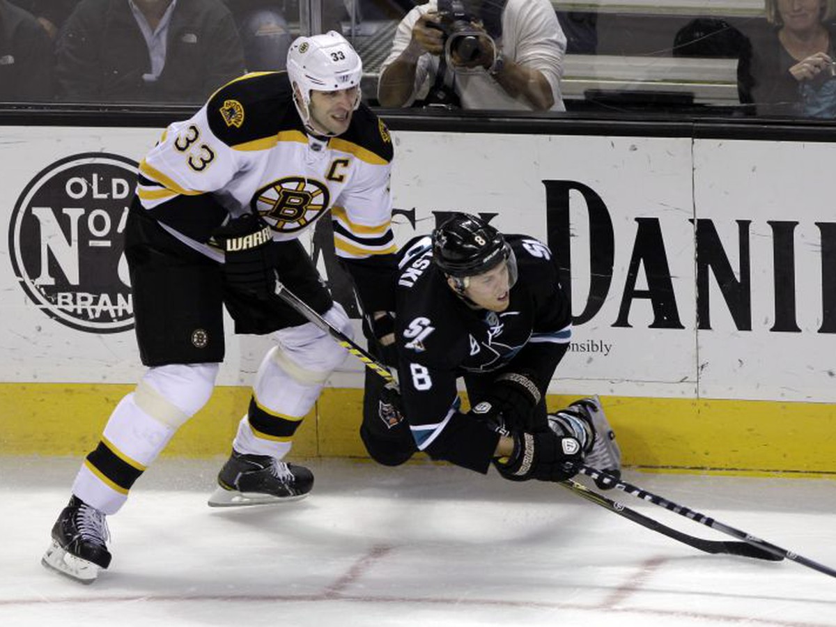 Zdeno Chára a Joe Pavelski