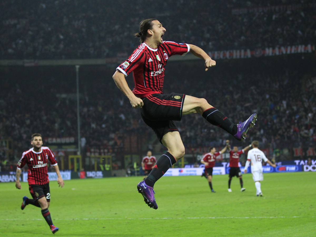 Zlatan Ibrahimovič sa teší z gólu
