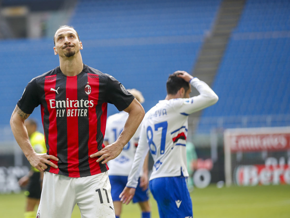Sklamaný Zlatan Ibrahimovič po zahodenej šanci