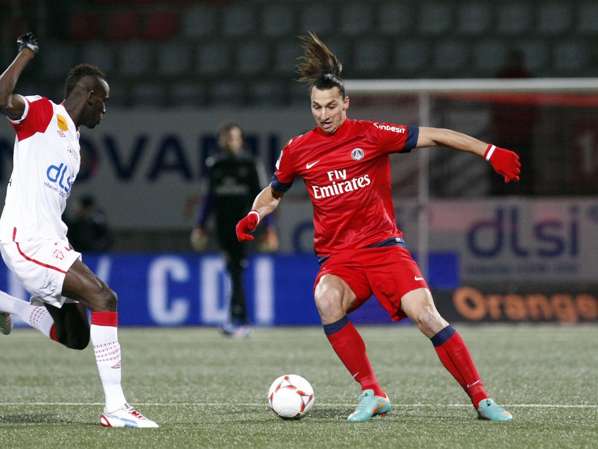 Zlatan Ibrahimovič a Salif Sane