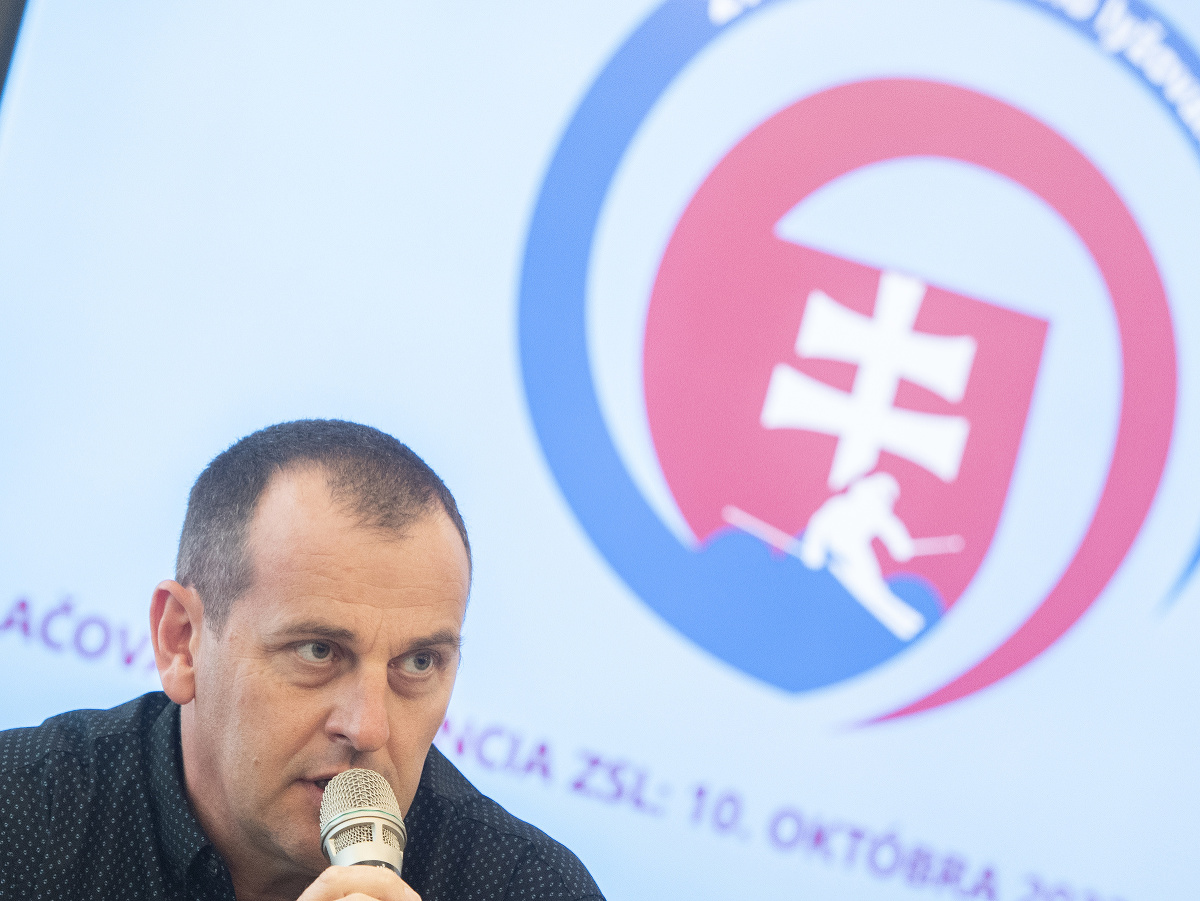 Na snímke prezident Zväz slovenského lyžovania (ZSL) Martin Paško počas tlačovej konferencie ZSL 10. októbra 2022 v Bratislave