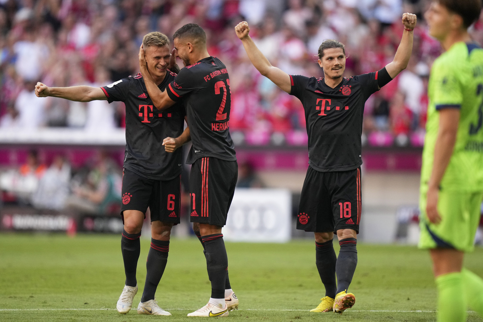 Galéria k článku: VIDEO Čisté konto a pohodlné víťazstvo pre majstra: Bayern je po dvoch kolách stopercentný - fotografia 2/6 | Sportky
