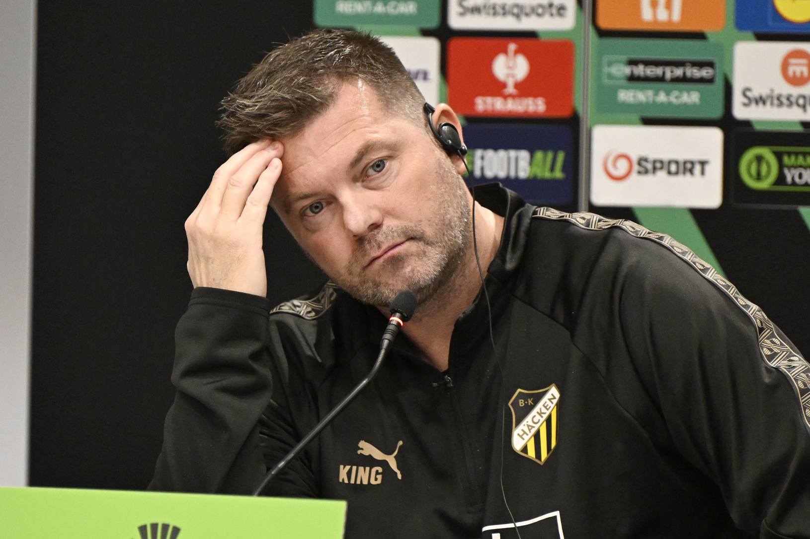 Tréner švédskeho tímu BK