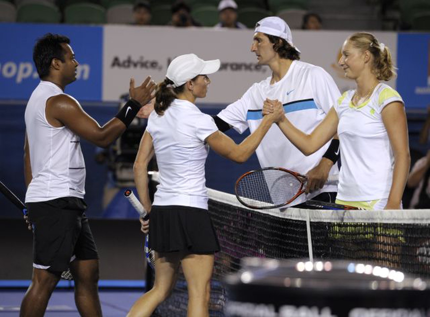 Paes, Blacková, Levinský a