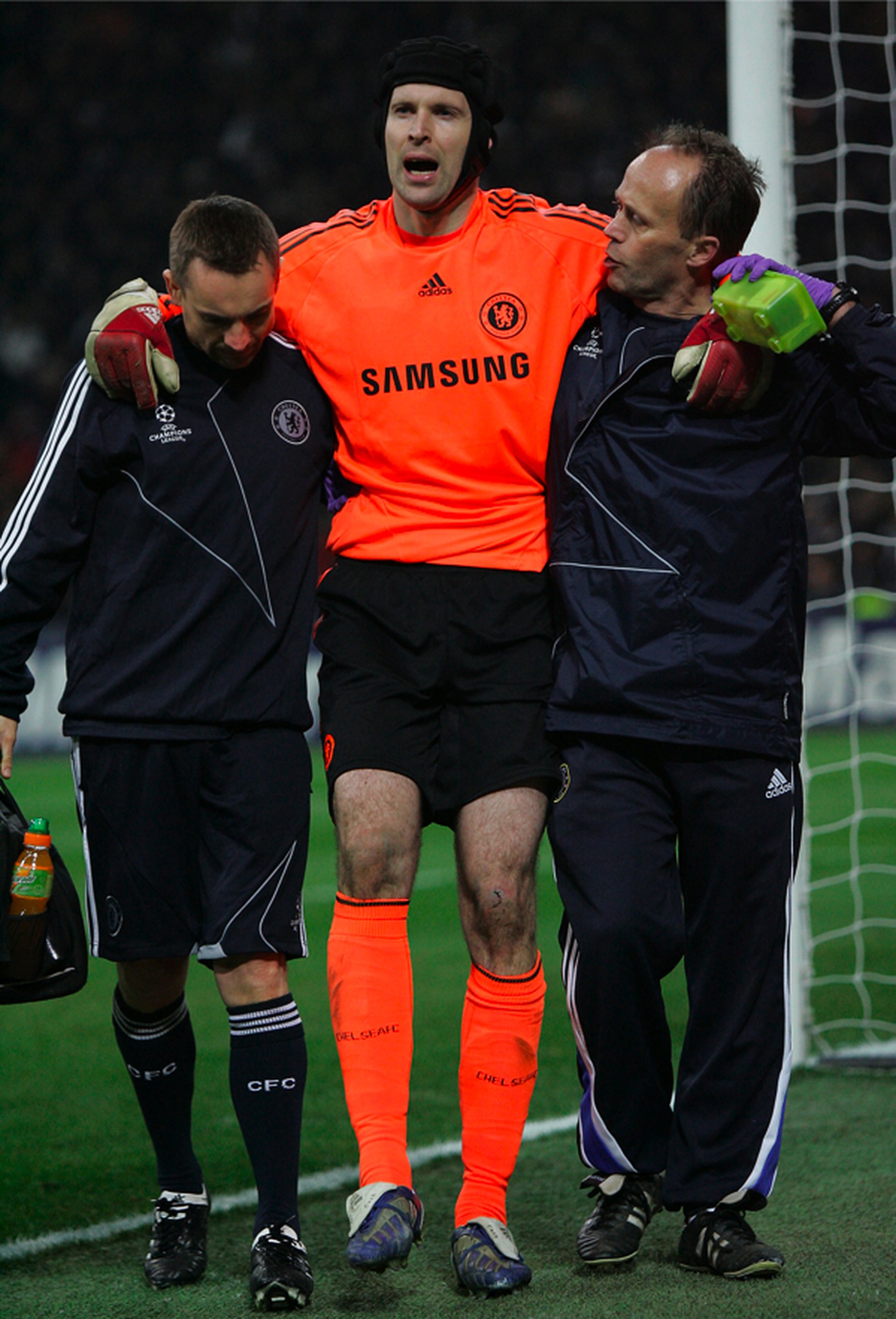 Zranený Petr Čech za
