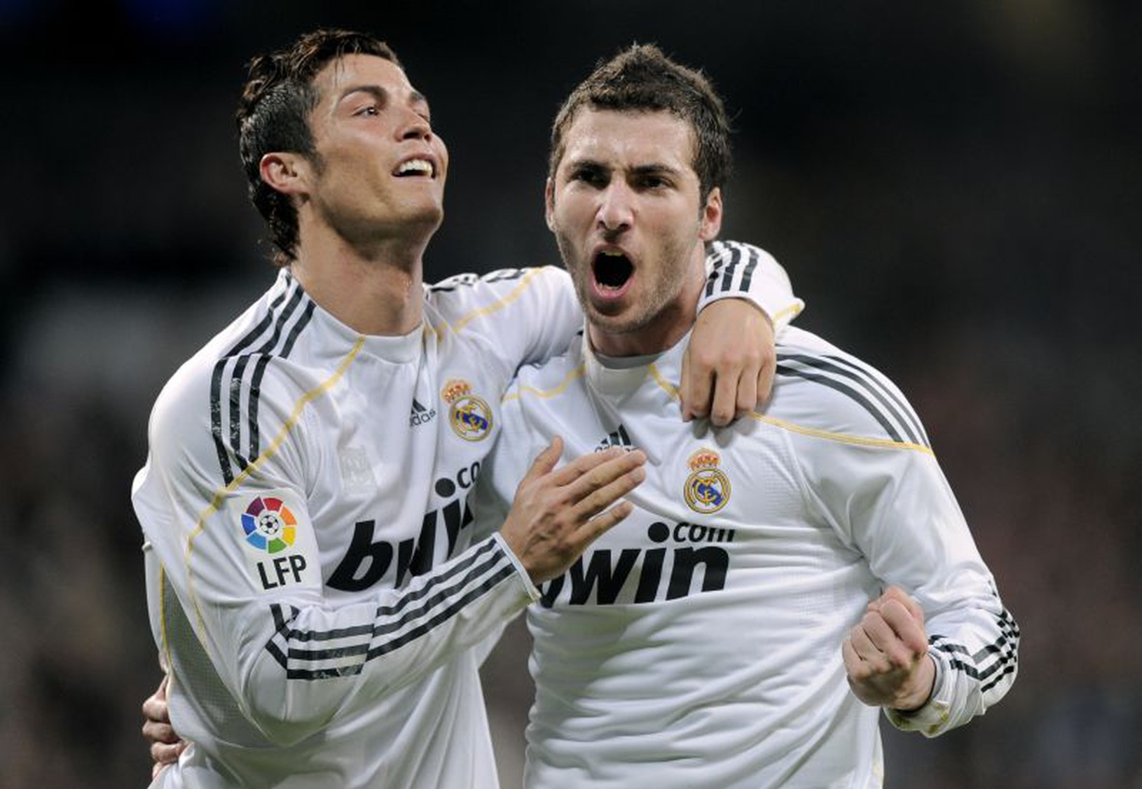 Ronaldo a Higuain