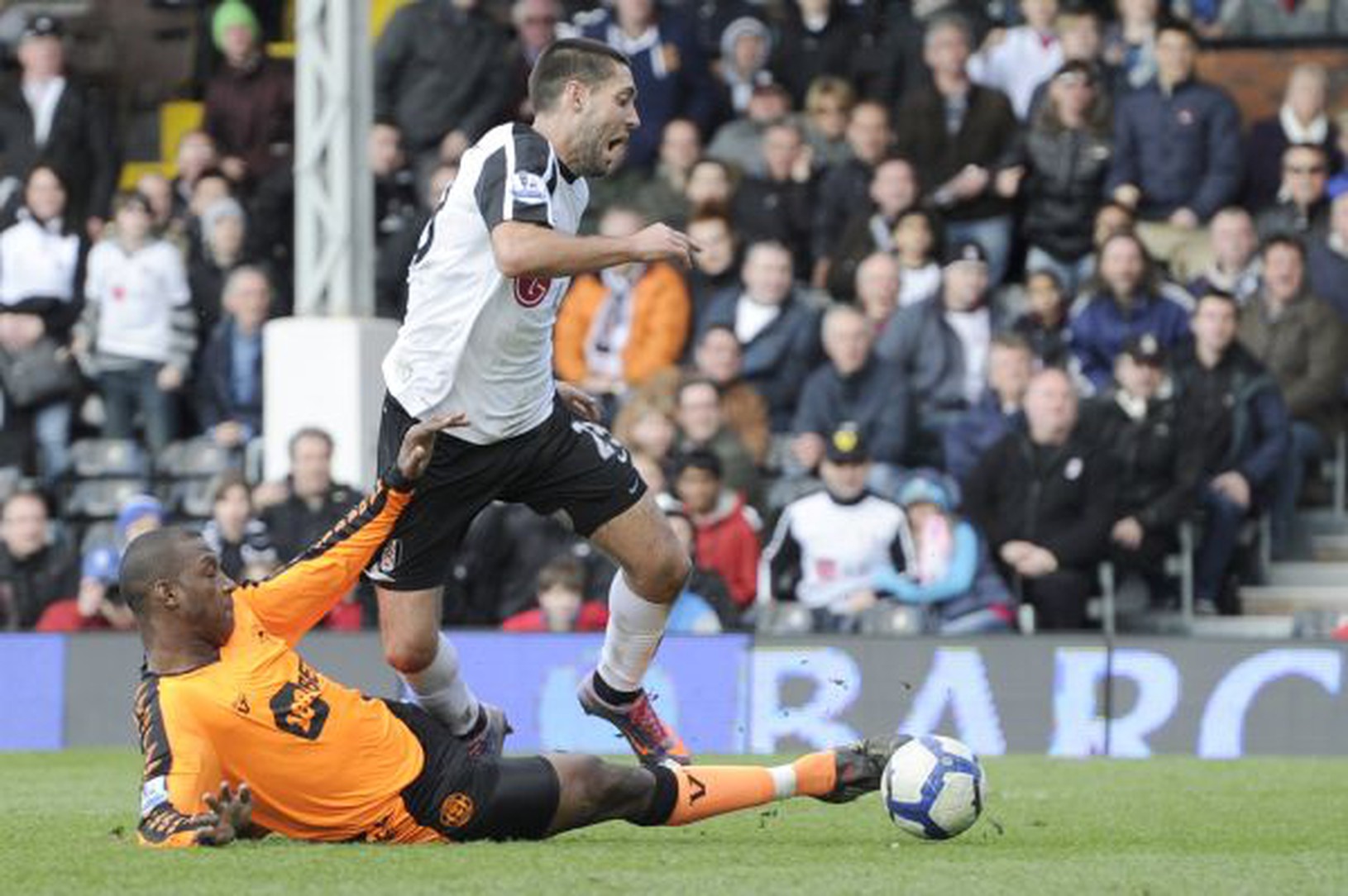Clint Dempsey a Titus