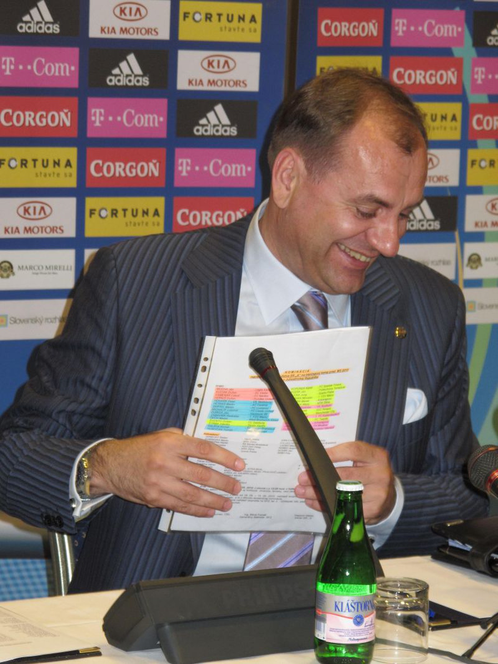 Vladimír Weiss na tlačovej