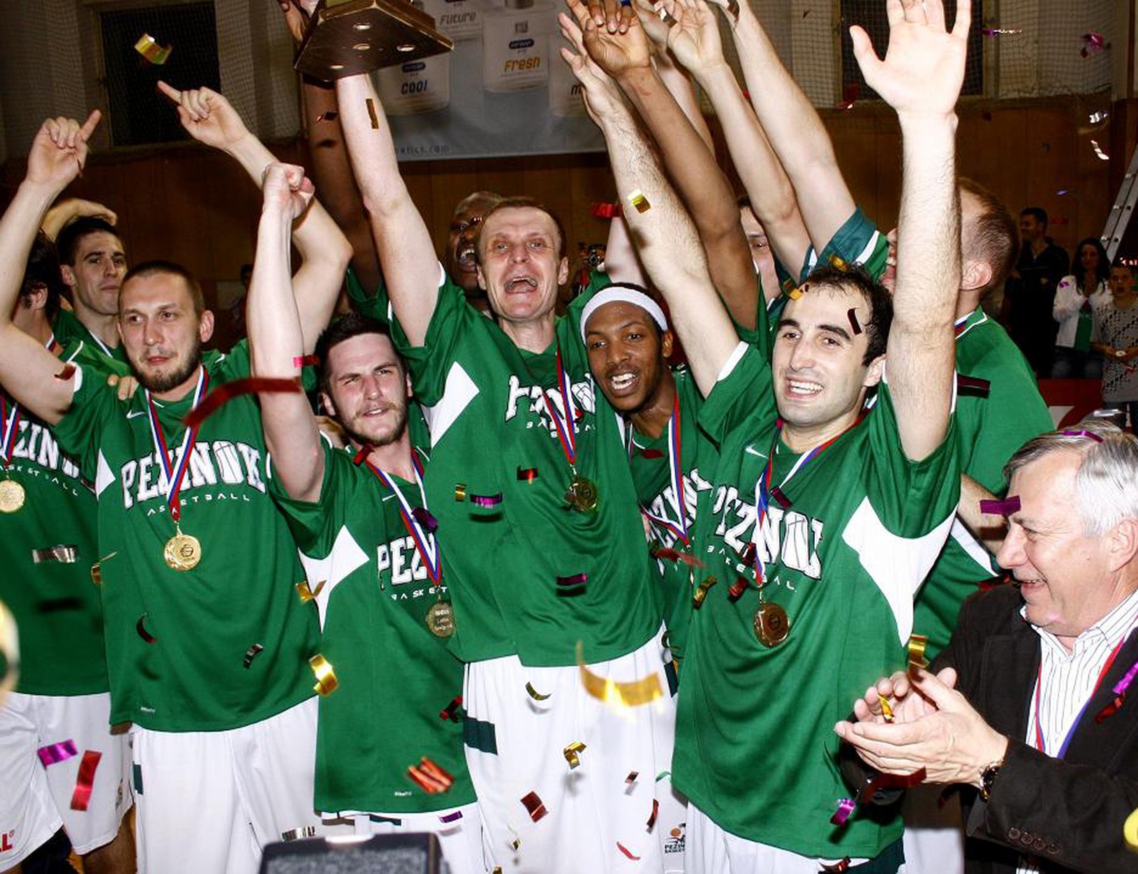 Basketbalisti Pezinka sa stali