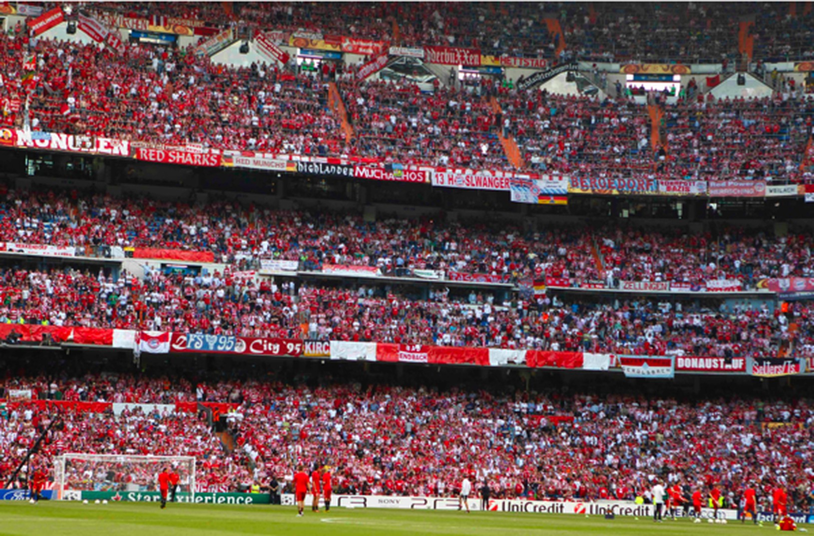 Vypredaný štadión Santiago Bernabeu