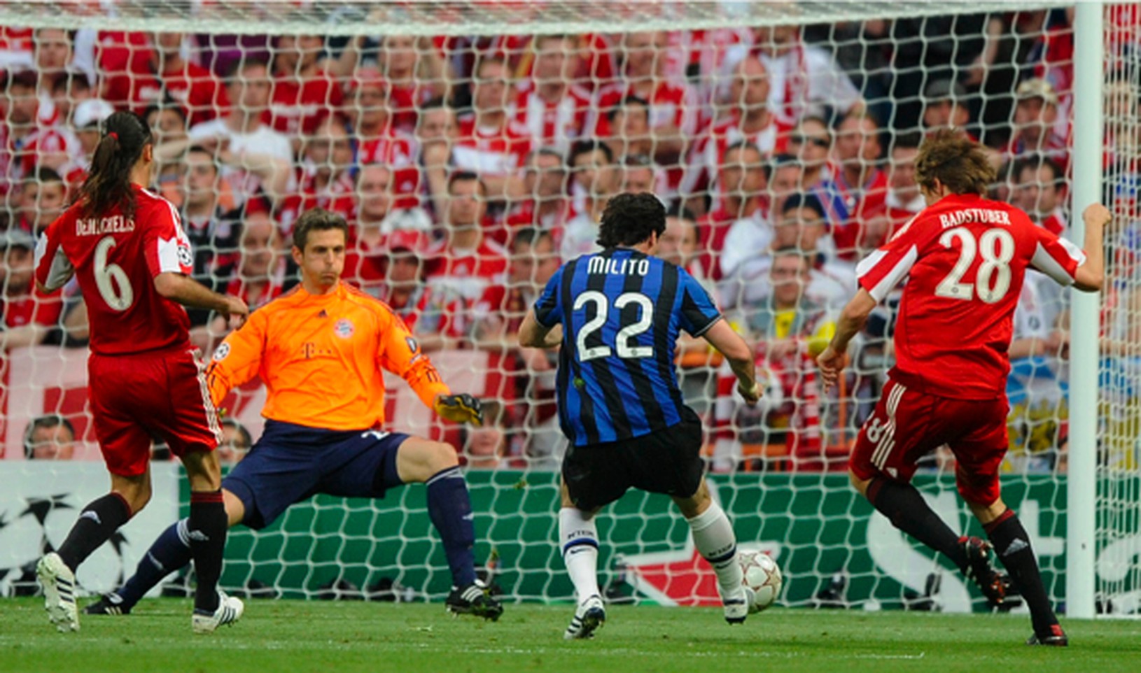 Diego Milito v šanci