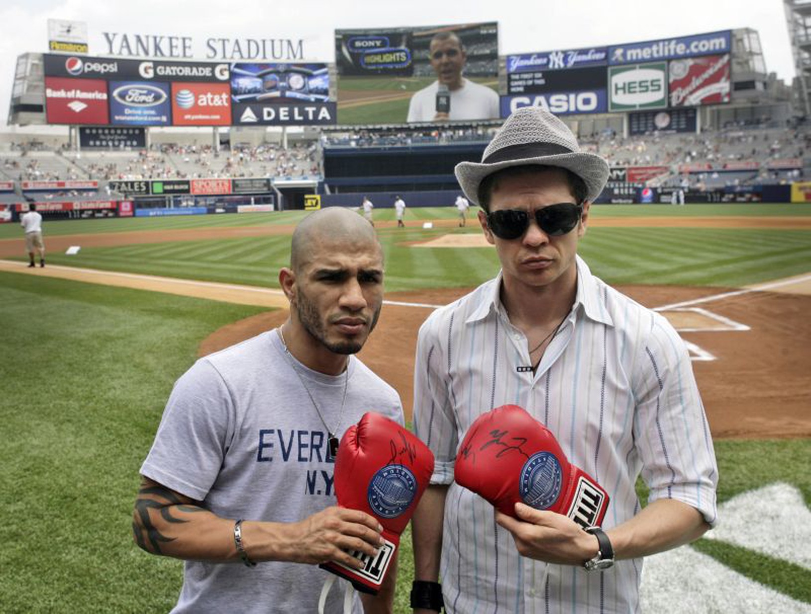 Miguel Cotto a Yuri
