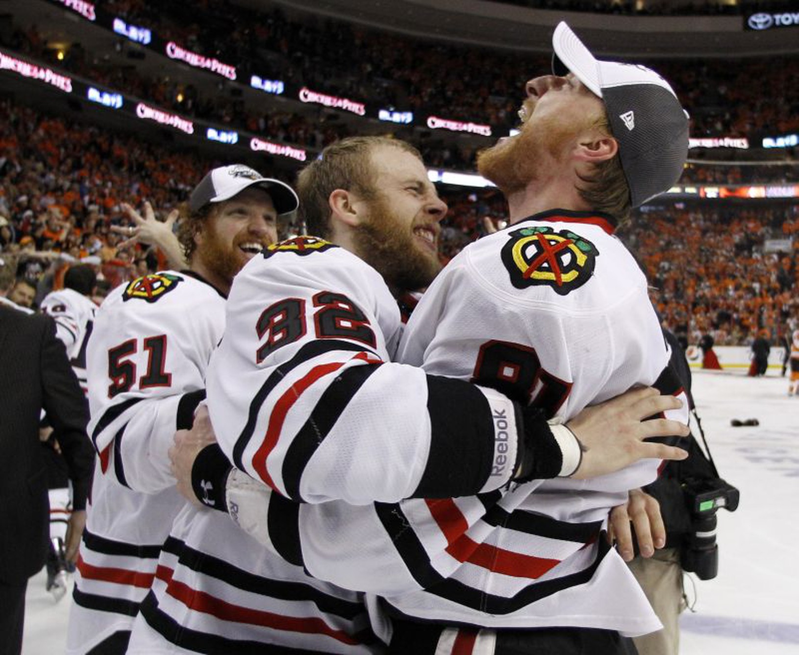 Campbell a Versteeg gratulujú