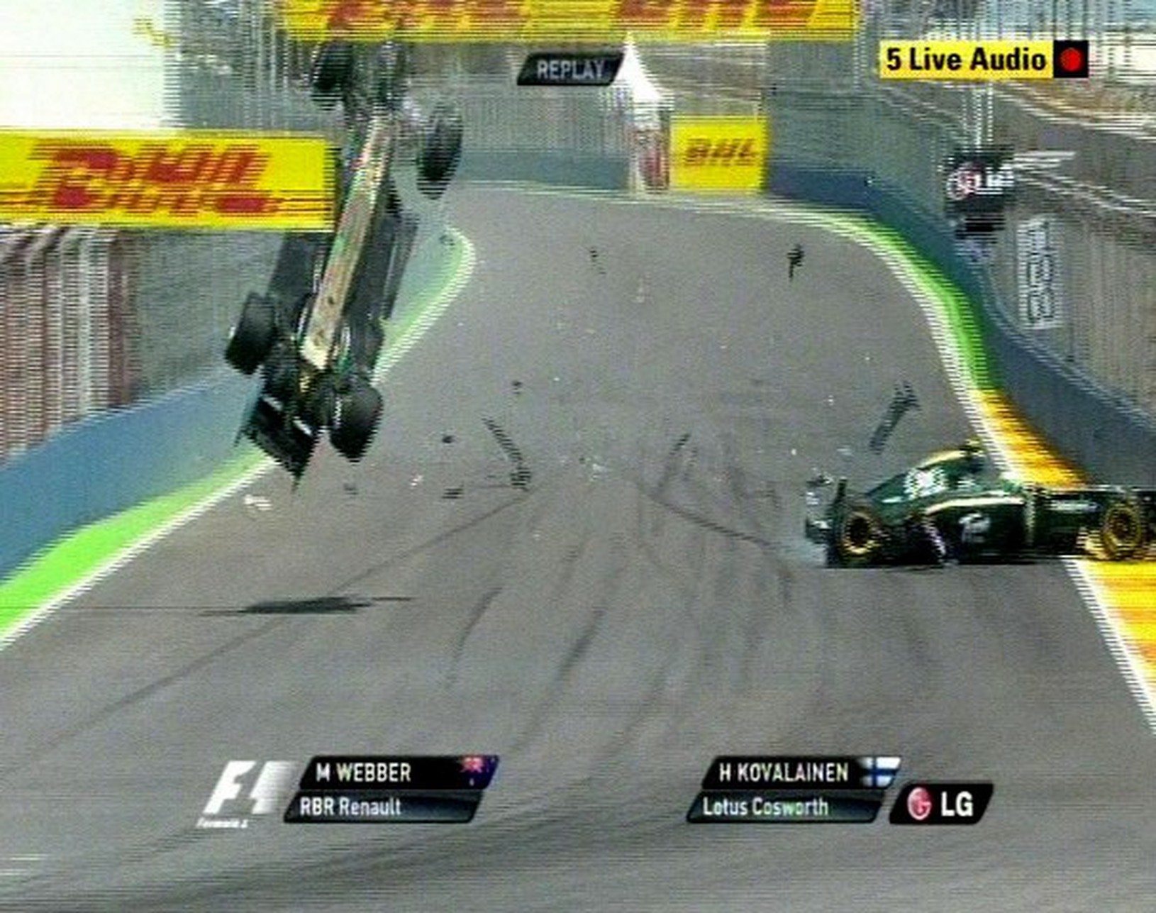 Webber pri havárii vyletel