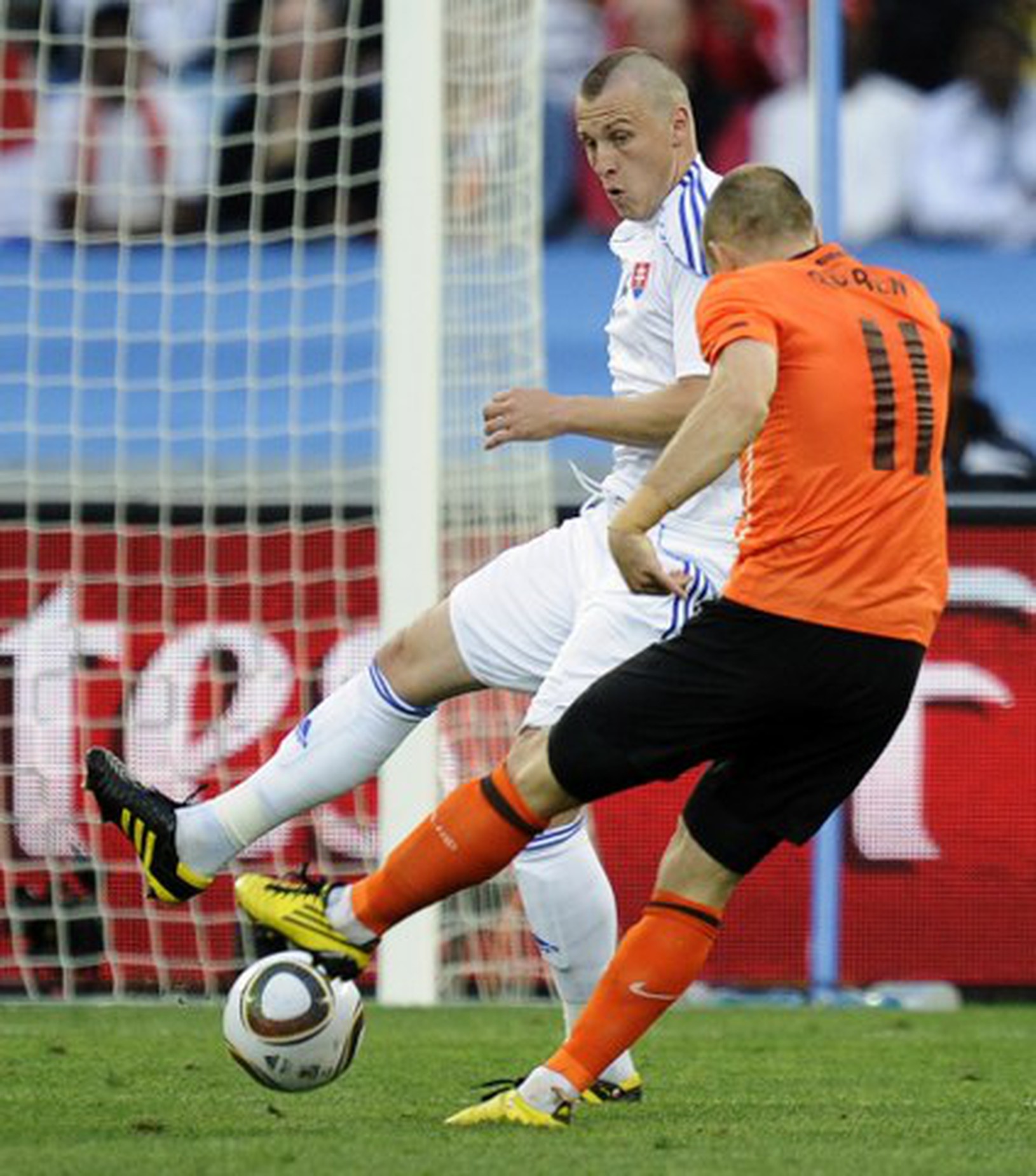Robben otvoril skóre stretnutia