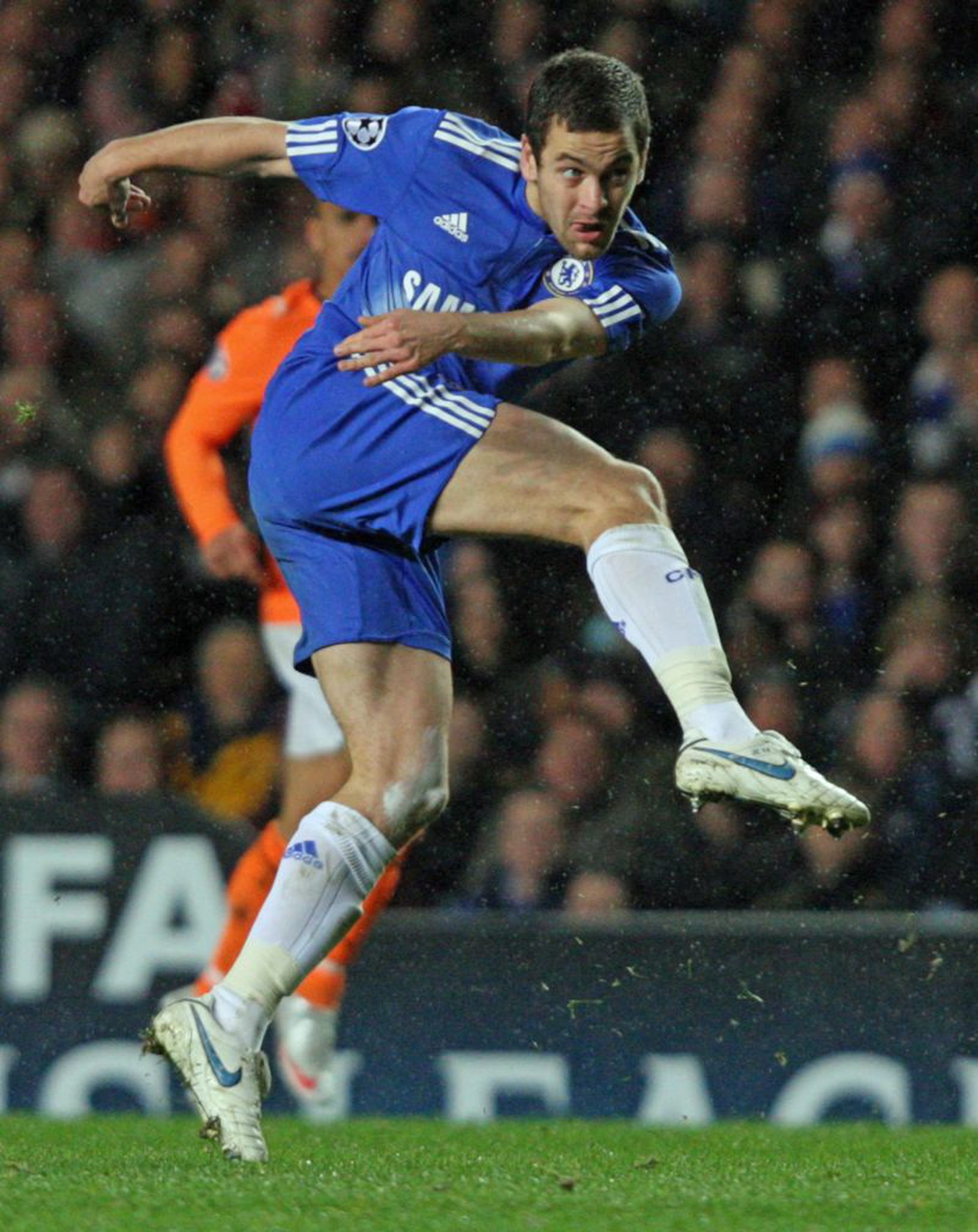 Joe Cole v drese