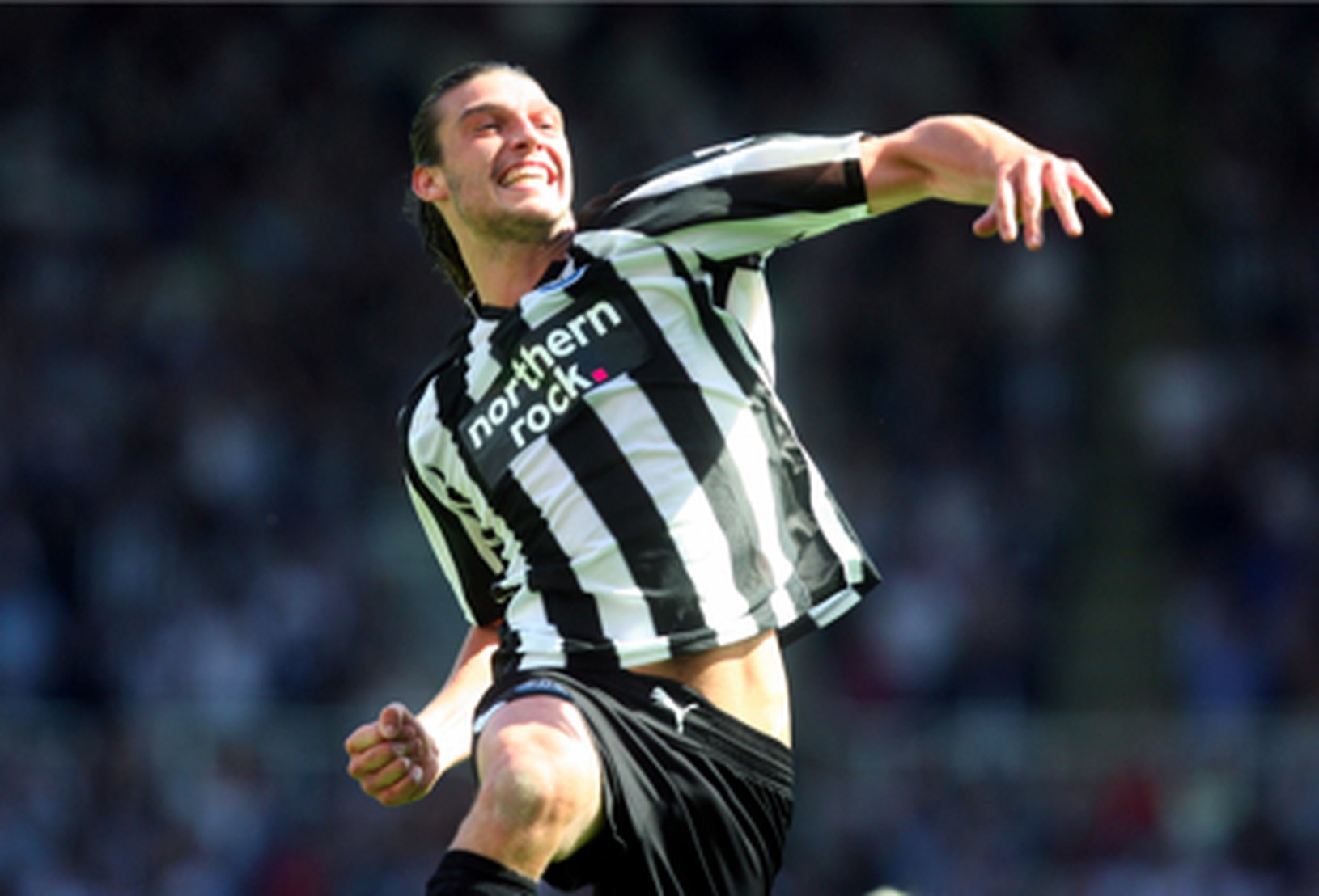 Andy Carroll nastrielal tri