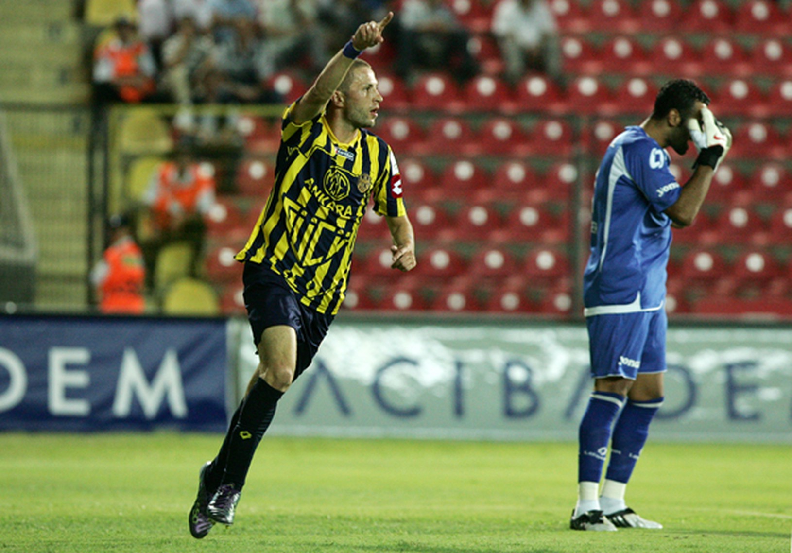 Stanislav Šesták